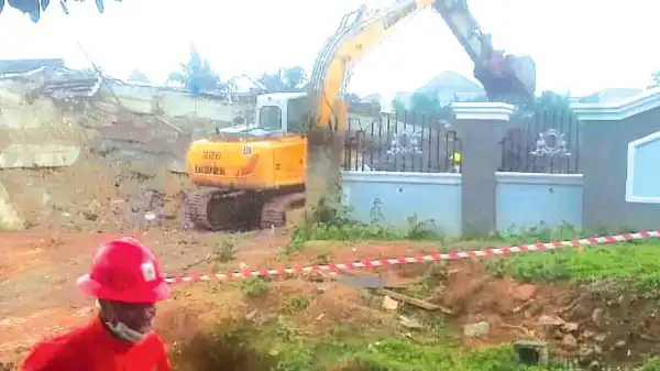 Two die, six rescued in Abuja building collapse